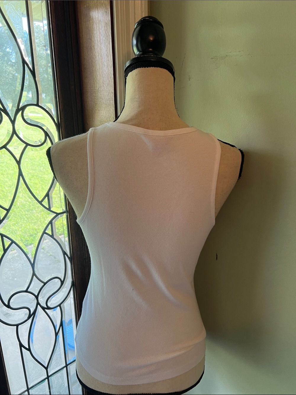 GUESS White Ribbed Logo Tank Top - Picture 4 of 8